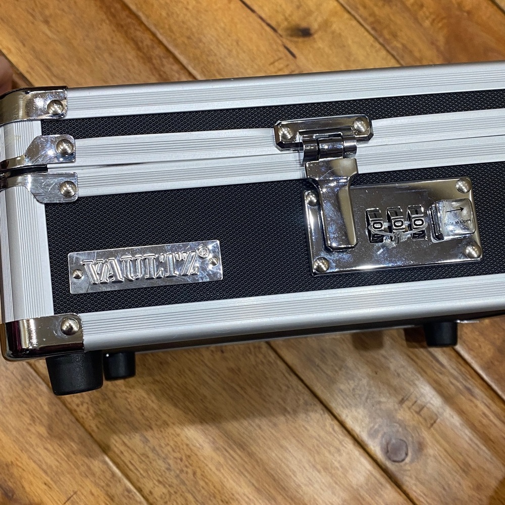Combination Lock Safe - Picture 2 of 5